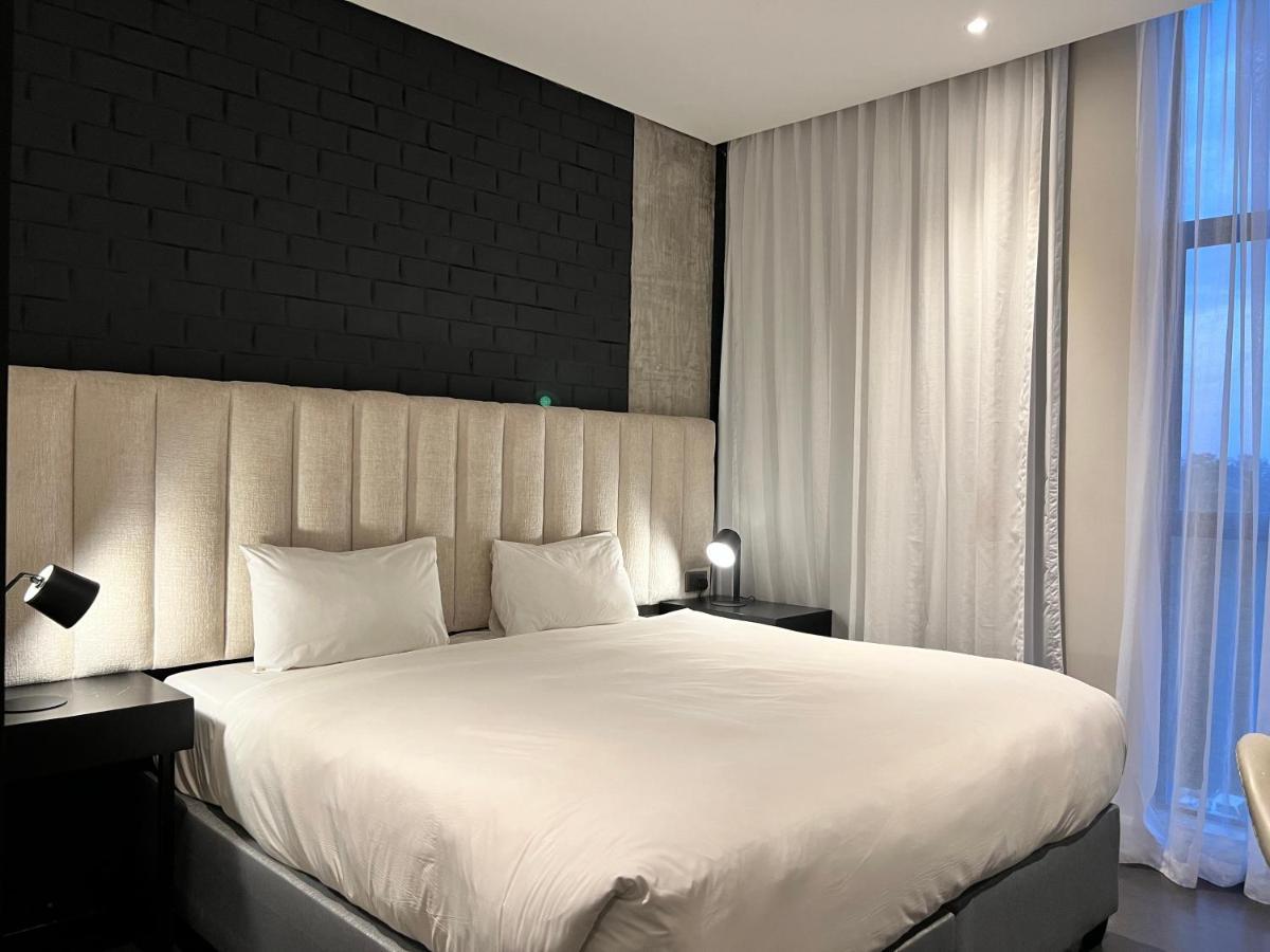 The Urban Hotel 루사카 외부 사진